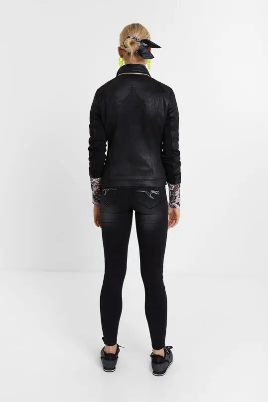 Модная куртка DESIGUAL