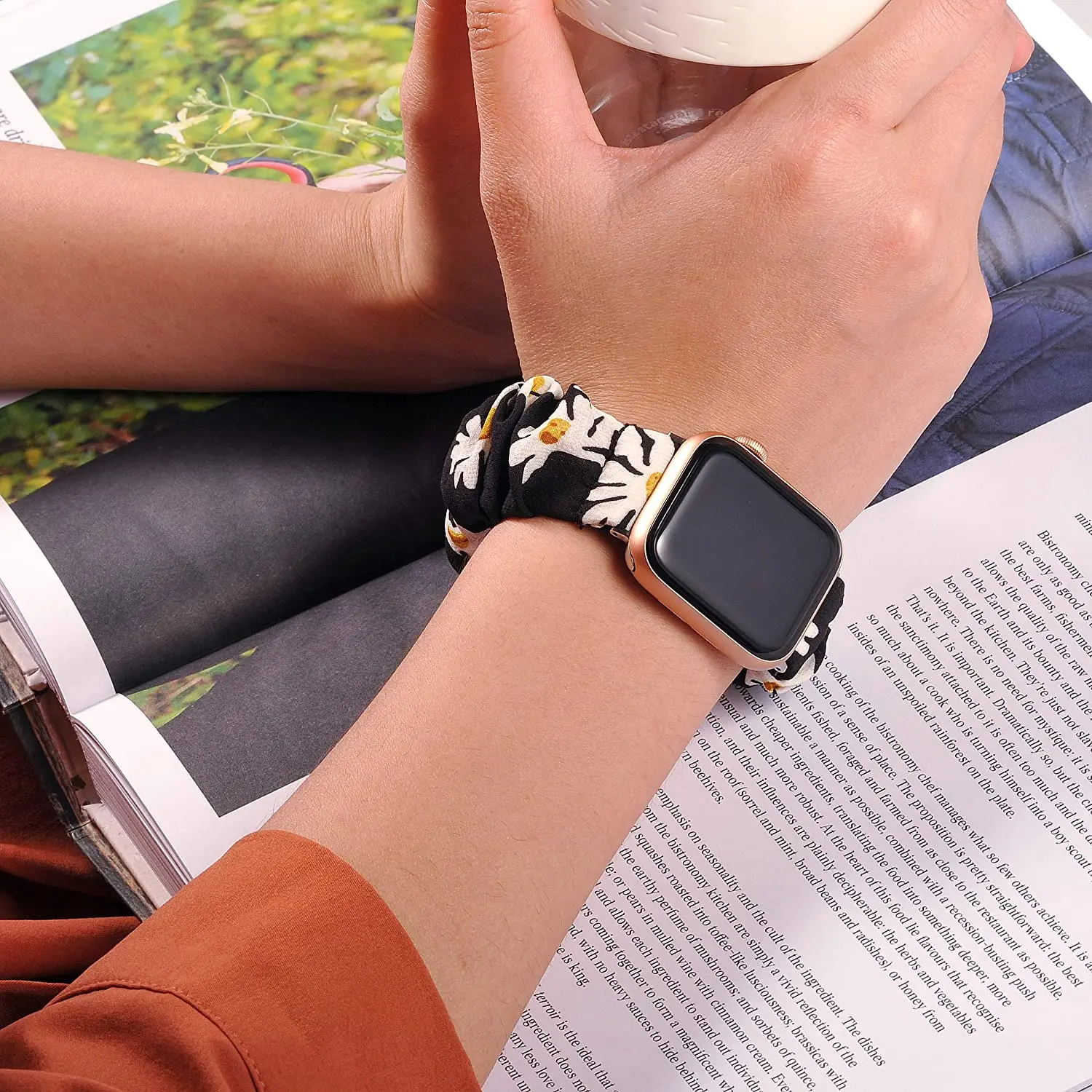 Scrunchie Strap for Apple watch band 40mm 44mm 42mm 38mm 42 mm Elastic Nylon Solo Loop bracelet iWatch series 6 5 4 3 se band