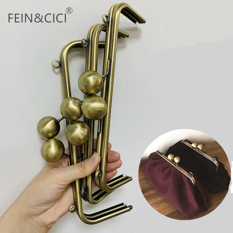 Металлический кошелек большая шариковая застежка латунная ручная сумка клатч