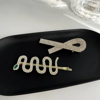 personality flashing diamond snake shaped hairpin net celebrity with the same wild side clip a word bangs clip headdress