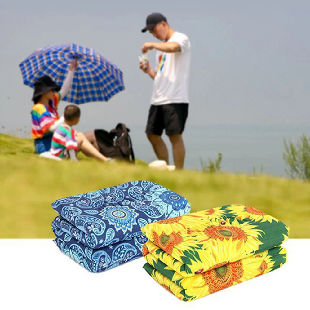 

Portable folding pad Anti-dirty Park picnic mat Moisture proof pad cushion Outdoor Camping Mat Waterproof Beach Mat Pad