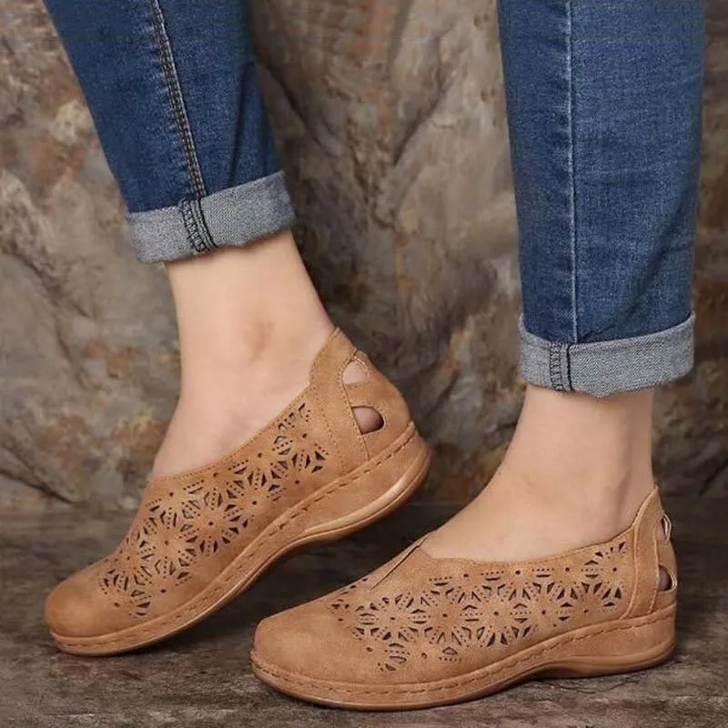 

Kadın sandalet artı boyutu takozlar ayakkabı kadınlar için Retro topuklu sandalet yaz kadın ayakkabı 2021 Chaussures Femme Platf