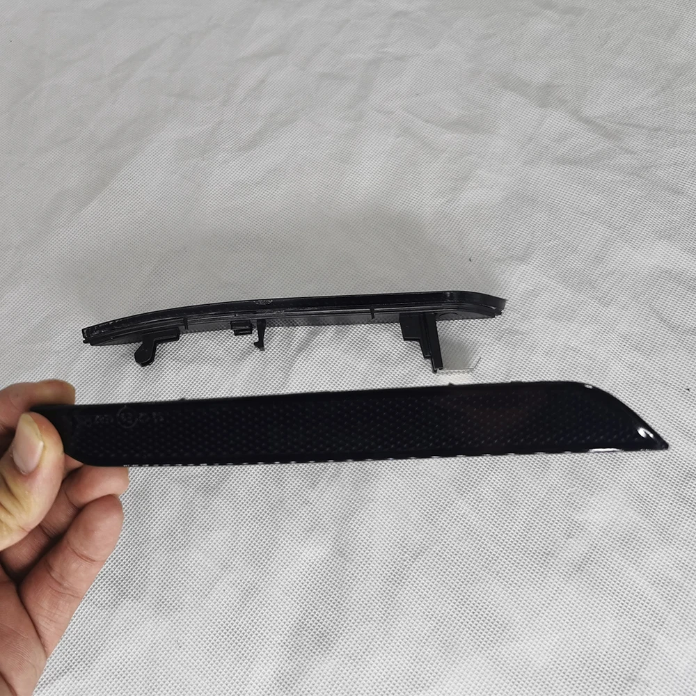 

2pcs Side logo reflector Marker Lamps Smoked Black Accessory Replacement