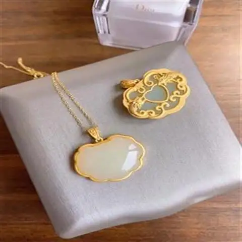 

Dual-Wear Pendant S925 Sterling Silver Natural Hetian Jade Lock of Good Wishes Gilding Craft Pendant Face Dragon and Phoenix Des