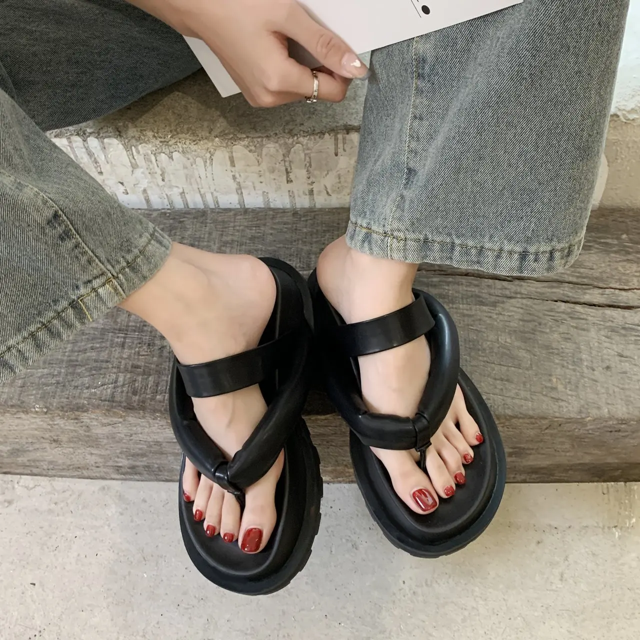 

Litthing Clip Toe Thick Platform Slippers Women Sandals Summer Casual Strap Beach Flip Flops Woman Non Slip Outdoor Rome Sandals
