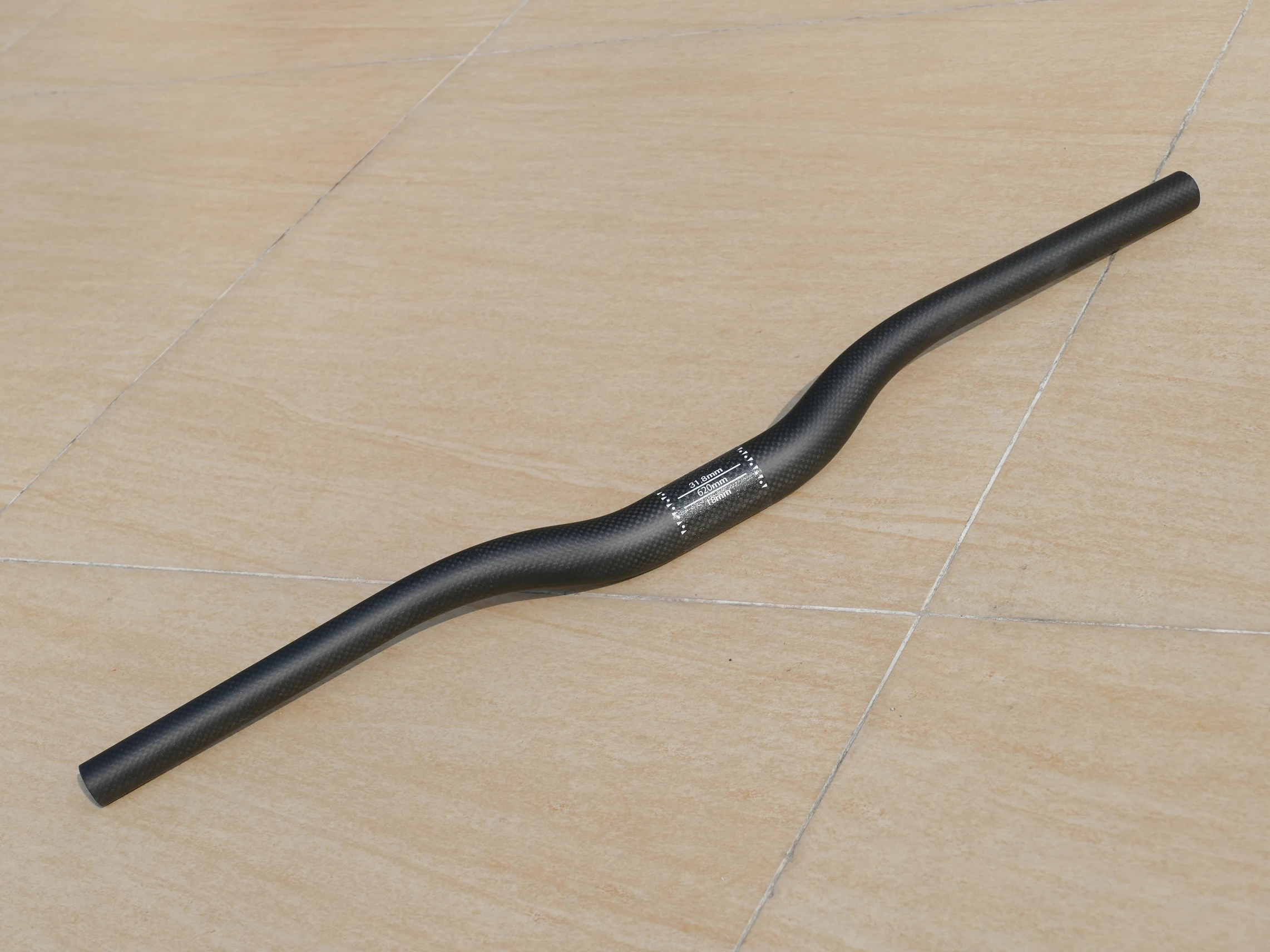 

High Quality Brand New Toray Carbon Mountain Bike Bar Bicycle Cycling MTB Handlebar Rise Handlebar 620mm