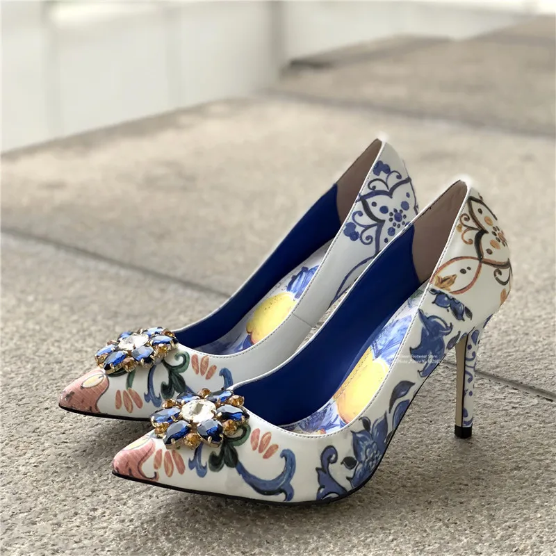 White Heel 10cm Этнические синие с белым цветком; цветная женская обувь со стразами и острым носком; Изящные женские туфли-гладиаторы; Zapatos - Цвет: White Heel 10cm