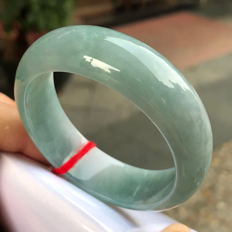 

Send Certificate Natural Myanmar Emerald 54-62mm Bracelet Elegant Princess Bracelet