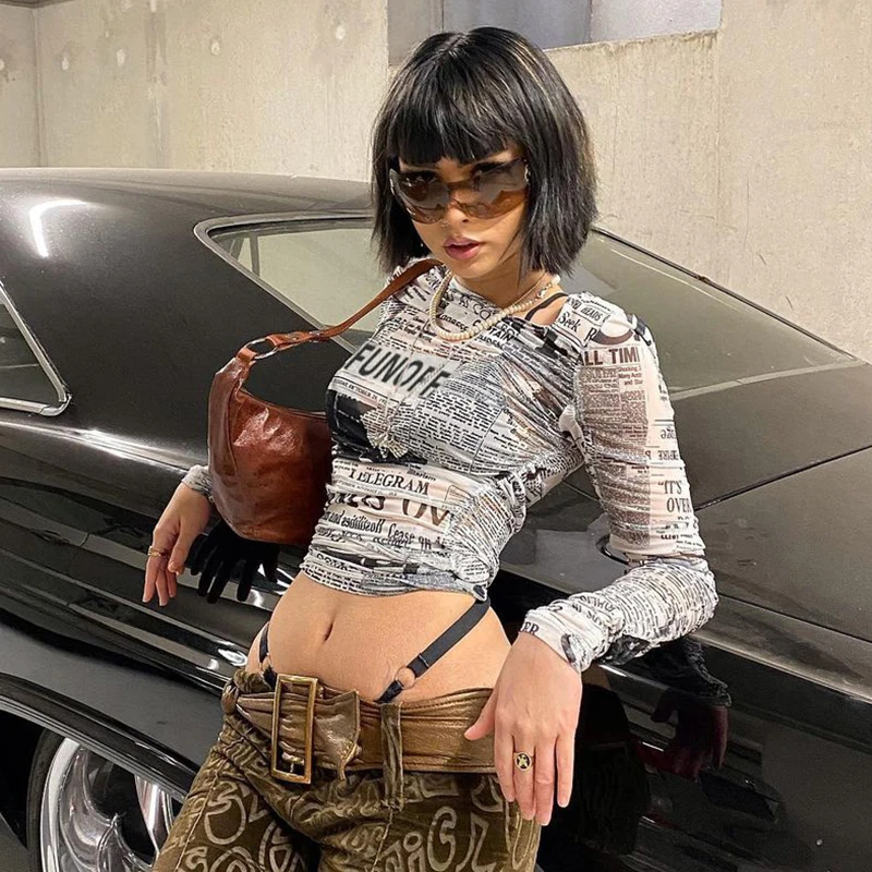 

Женская прозрачная Сетчатая футболка Combhasaki y2k, пикантные облегающие топы с принтом газет, длинным рукавом и круглым вырезом для взрослых