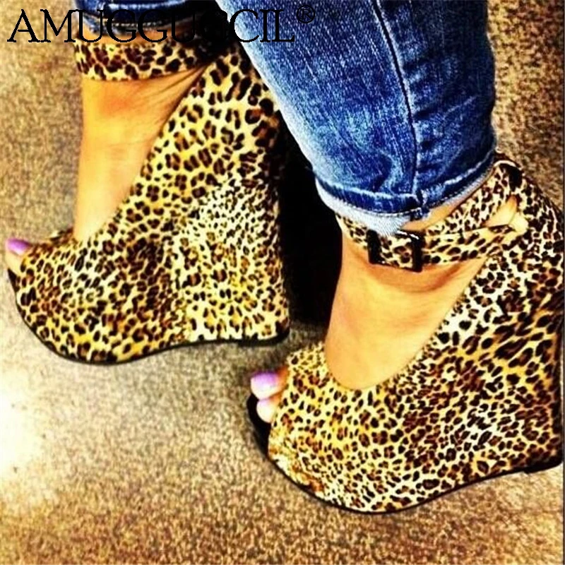 

Customize 2021 New Plus Big Size 35-48 Yellow Fashion Sexy High Heel Platform Girl Females Ladies Wedges Shoes Women Pumps D1350