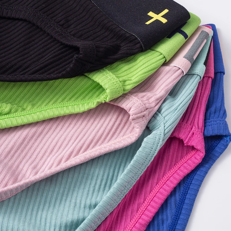 

0850 New Brand Men Briefs 6 colors Underwear Men Sexy Cotton Quality Breathable Underpants Soft Comfortable Male Panties