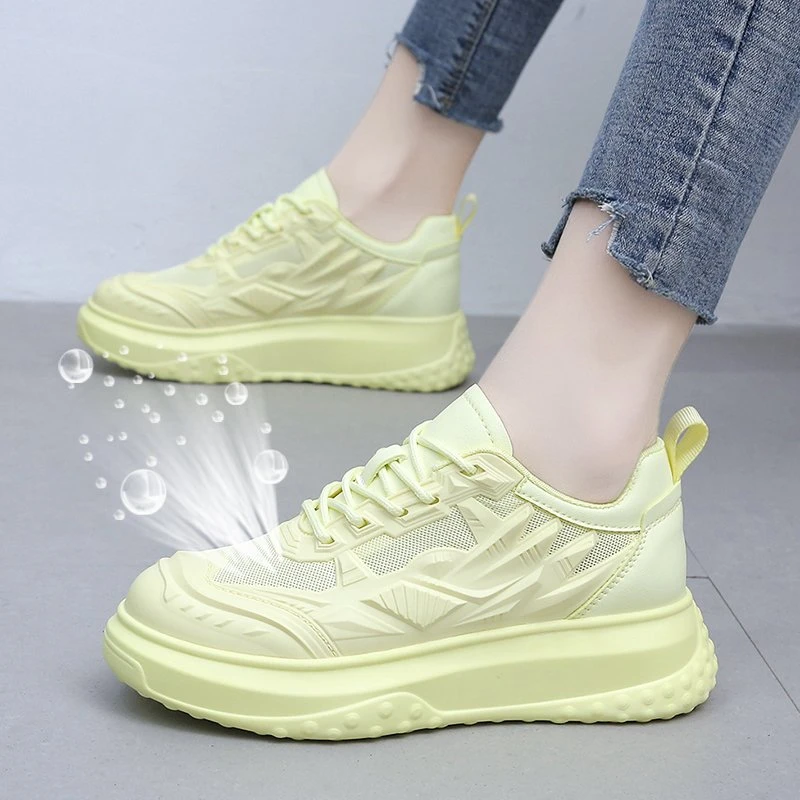 Женская спортивная обувь модные женские кроссовки популярные на массивной