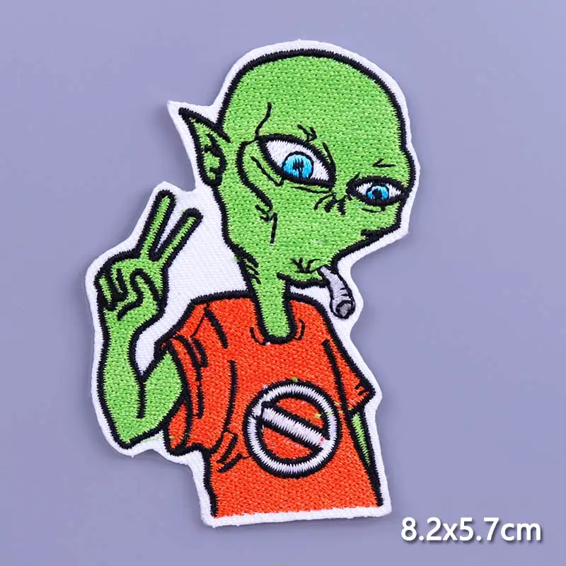 Нашивка С инопланетянином космосом Цветочная аппликация вышитая для одежды