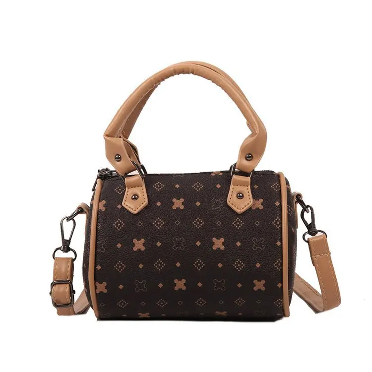 

Feeling bag foreign style women's bag new tide Korean version of Joker messenger bag presbyusing fashion portable pillow bag