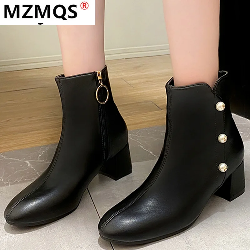 

Женские ботильоны челси, Новинка осени 2021, модные декоративные женские ботинки из искусственной кожи на платформе с круглым носком и металл...