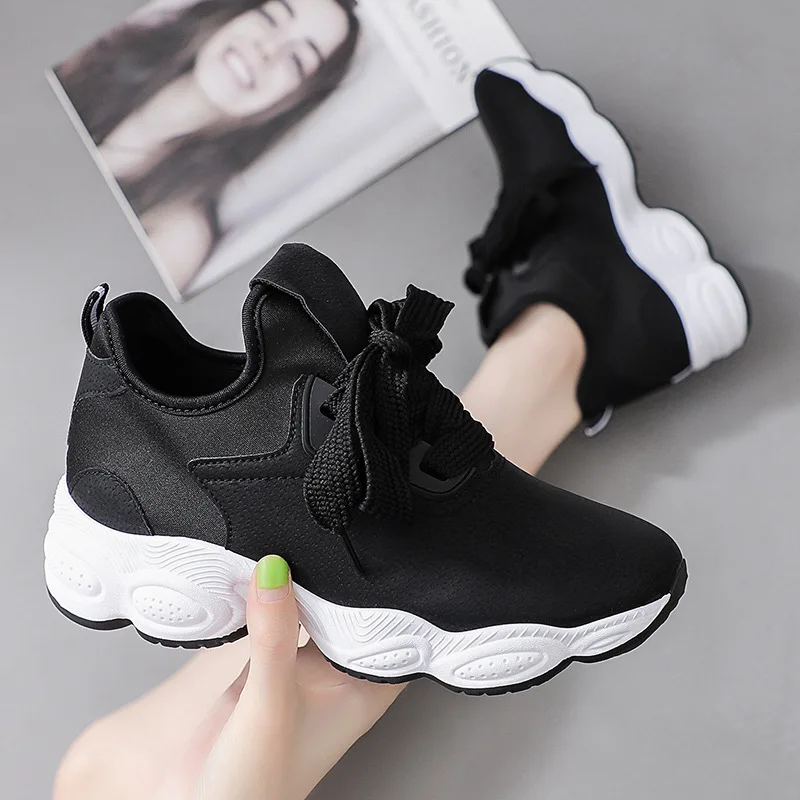 Удобные кроссовки женская обувь на плоской подошве Осенняя из искусственной