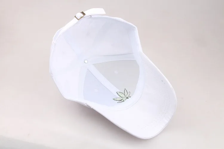 Новая мода вышивка кленовый лист белая кепка хлопок Swag Snapback Головные уборы для мужчин и женщин хип-хоп облегающая бейсболка s подарок
