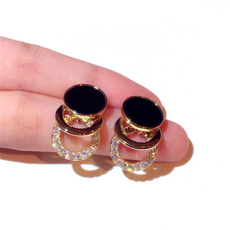 

New Fashion Korean Stud Earrings Classic Gorgeous Rhinestone Earrings For Women