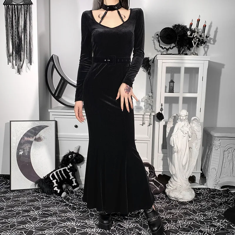 

Cosplay Halloween Gothic Sexy Halter Velvet Black Dark Academia Party Dress Mermaid for Women Goth Punk Grunge Style Dresses Emo