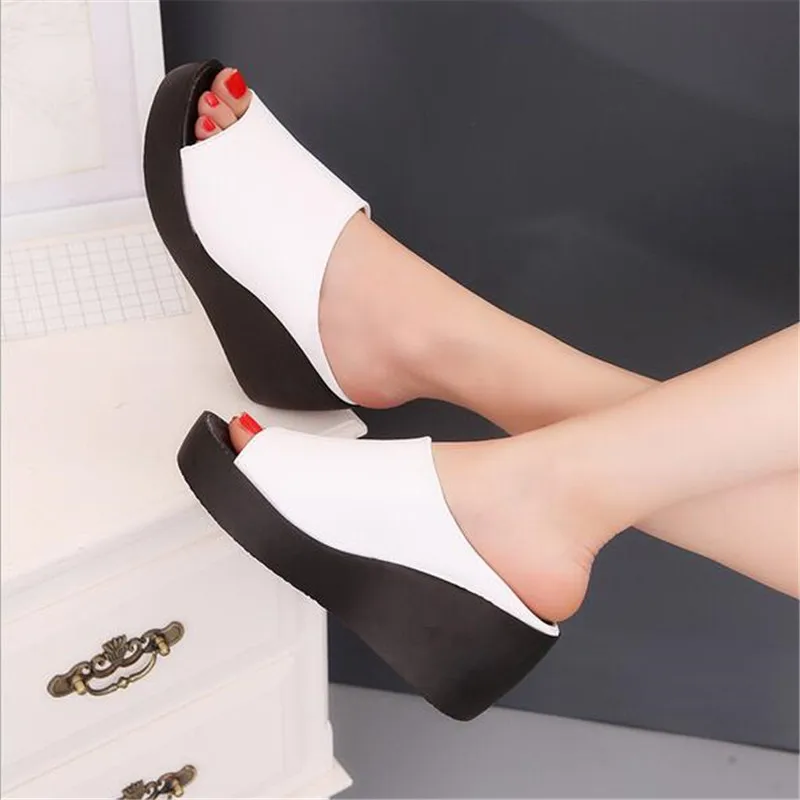 

Hot Sale Women Summer Fashion Leisure shoes women platform wedges Fish Mouth Sandals Thick Bottom Slippers