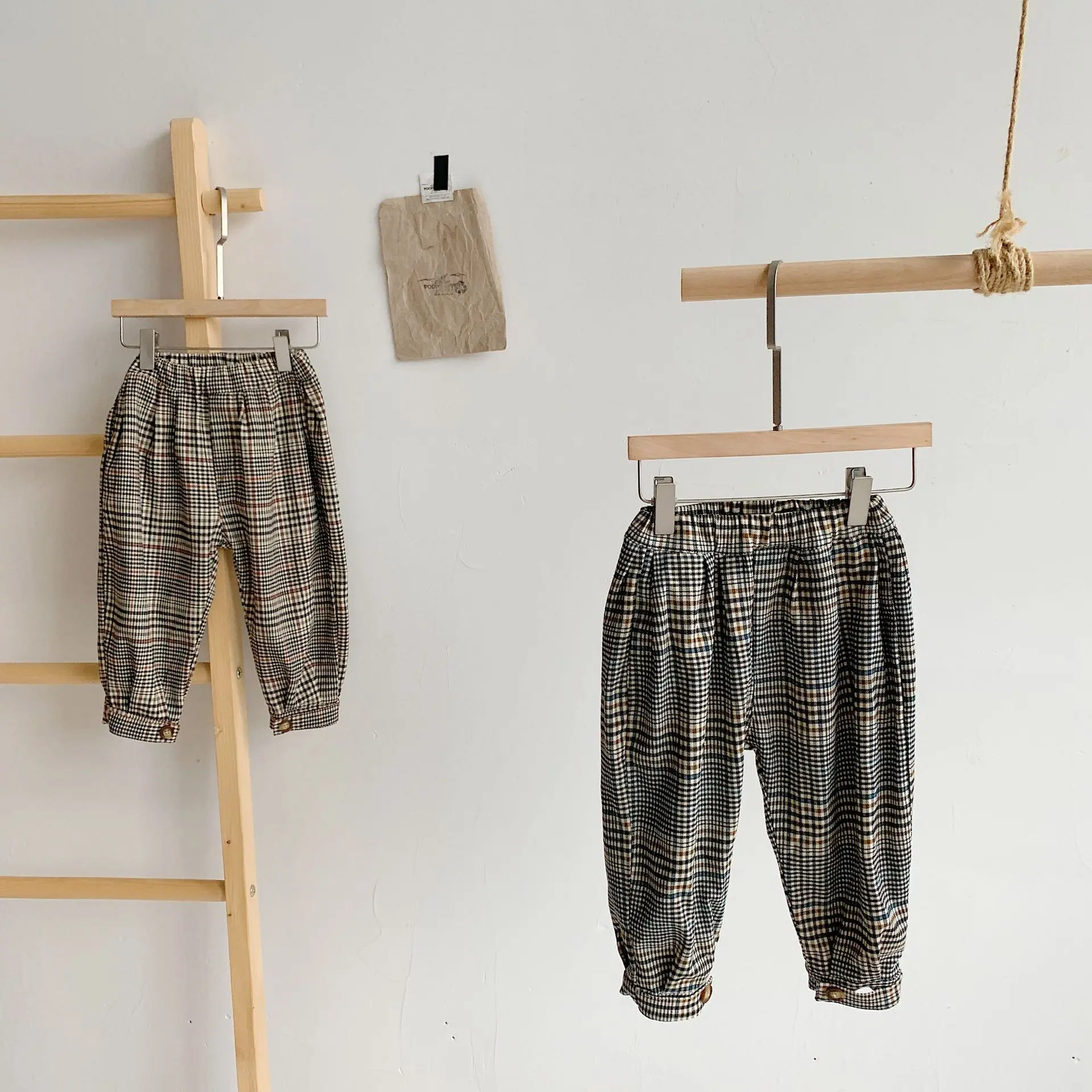 Осенние штаны для девочек и мальчиков 2019 г. Детские повседневные брюки в клетку