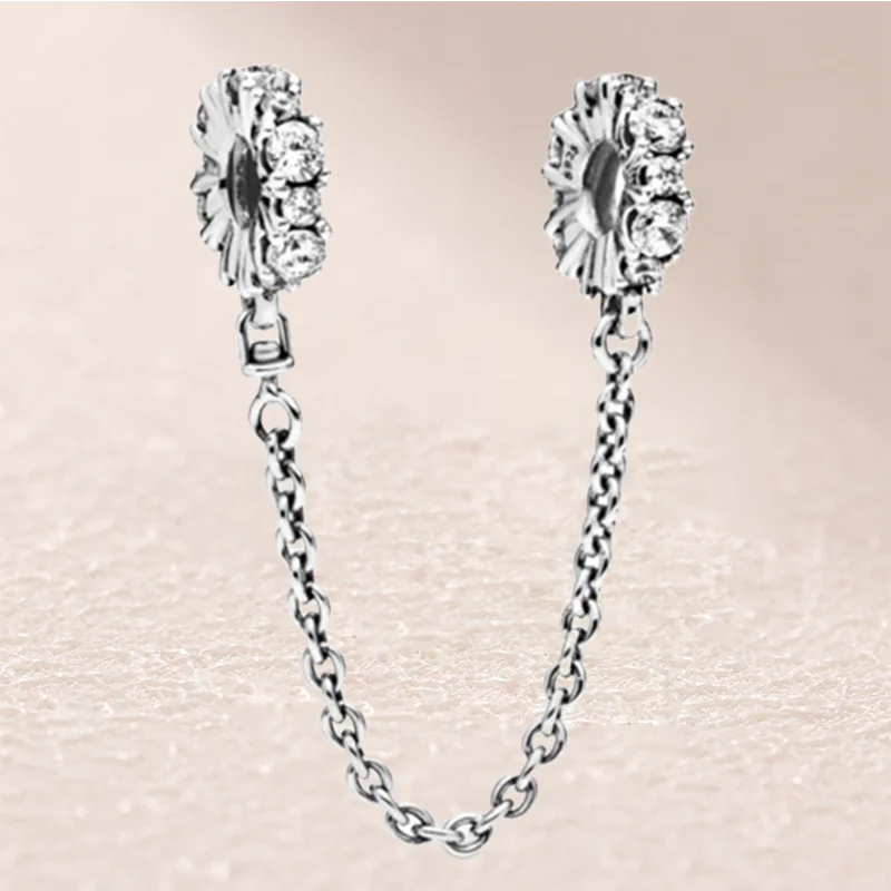 

Clear_Sparkle_Safety_Chain-removebg-preview 798488C01