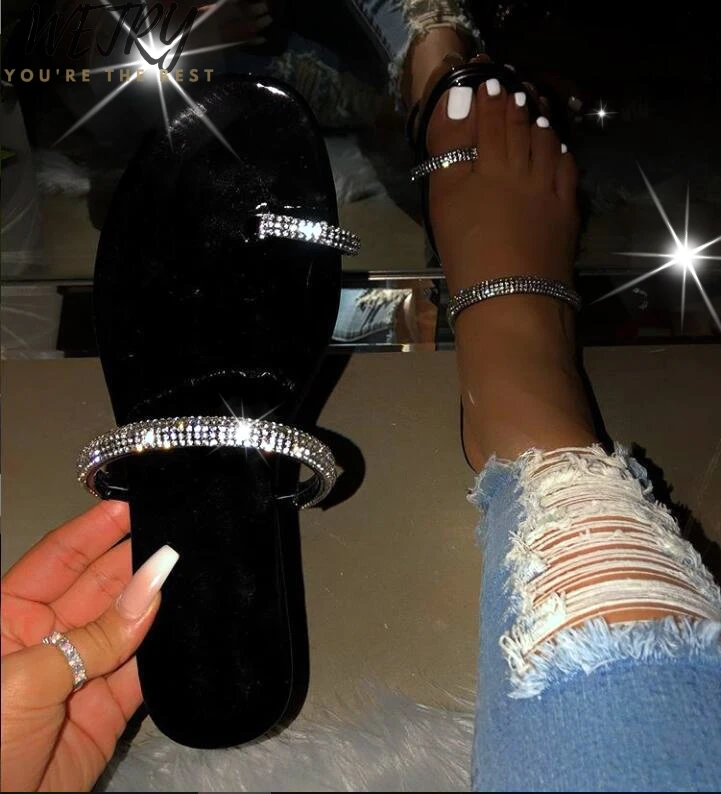

Beach slippers home fashion slippers winter new bright diamond sandals female 2020 flip flop flat with interior slippers