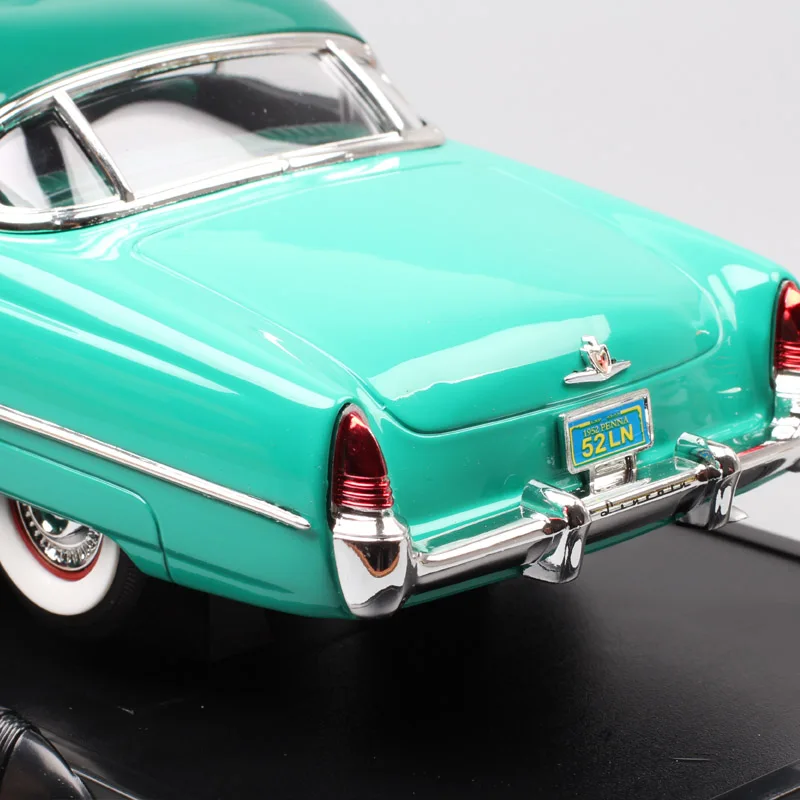 1:18 Масштаб дорожный знак Классический роскошный ford 1952 Lincoln Capri седан литье под давлением и транспортные средства игрушечные модели машин реплики для коллекции