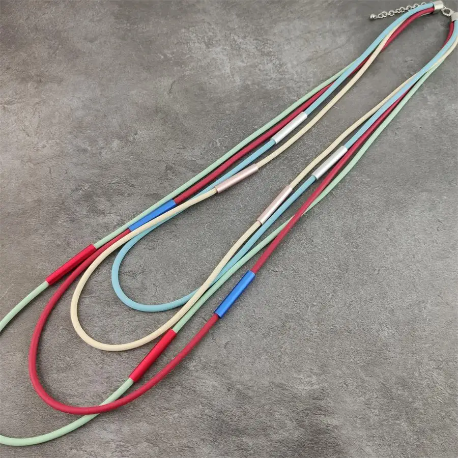 Модный Al. Труба мульти черного и золотого цвета резиновая Веревка ожерелье длинная цепочка под свитер ювелирные изделия для женщин, Дамская офисная обувь Модный Al. Труба мульти черного и золотого цвета резиновая Веревка ожерелье длинная цепочка под свитер ювелирные изделия для женщин, Дамская офисная обувь