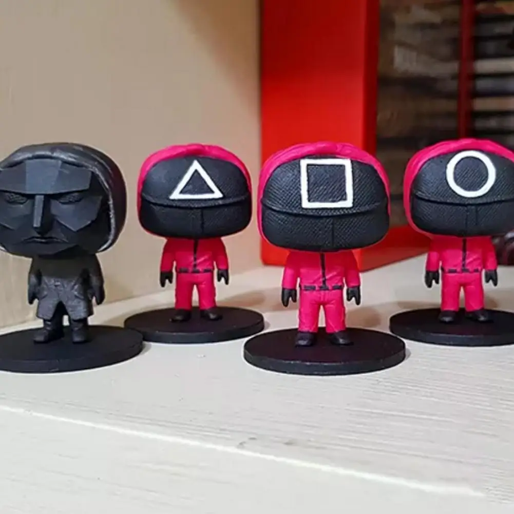 

Squid Game Figure Masked Man Doll Resin Handmade Model Toy for Decoration Gift