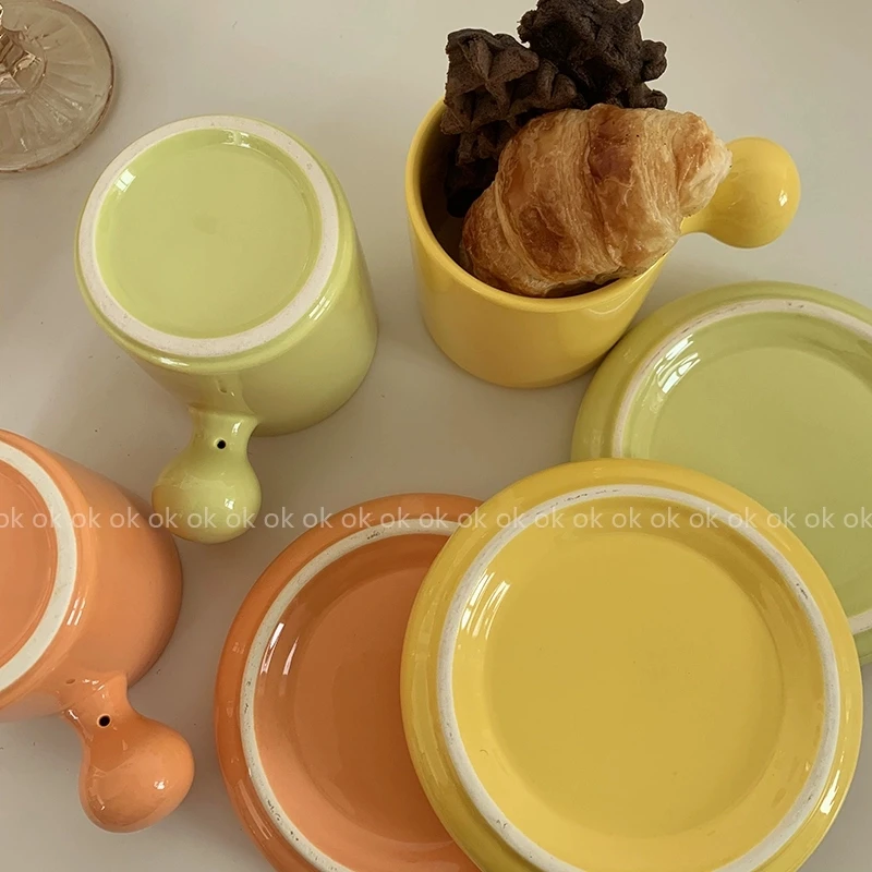 

Creative Ceramics Of Ins Style Lovely Round Ball Handle Mark Cup Drinking Water Tableware