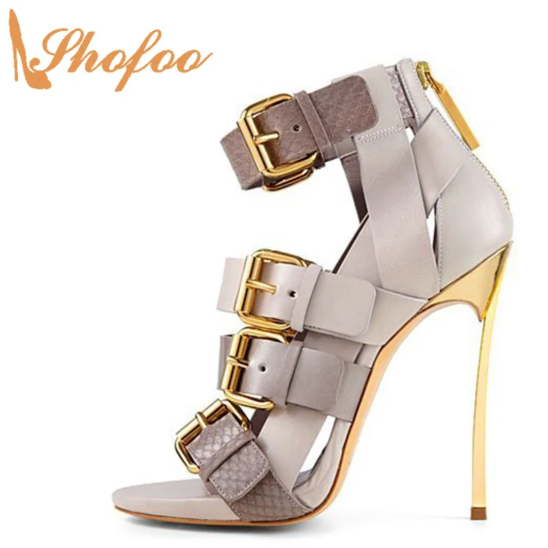 

Женские ботильоны на высоком тонком каблуке, со змеиным принтом