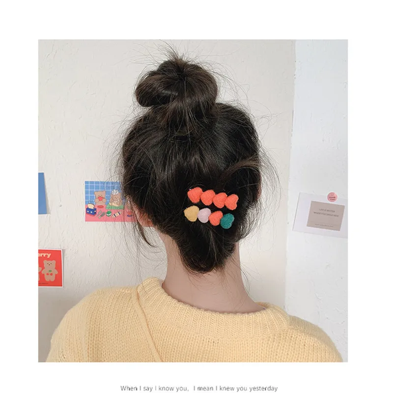 

2Pcs/Set2020 New Candy Color One Word Clip Ins Cute Korean Version Plush Love Hair Accessories