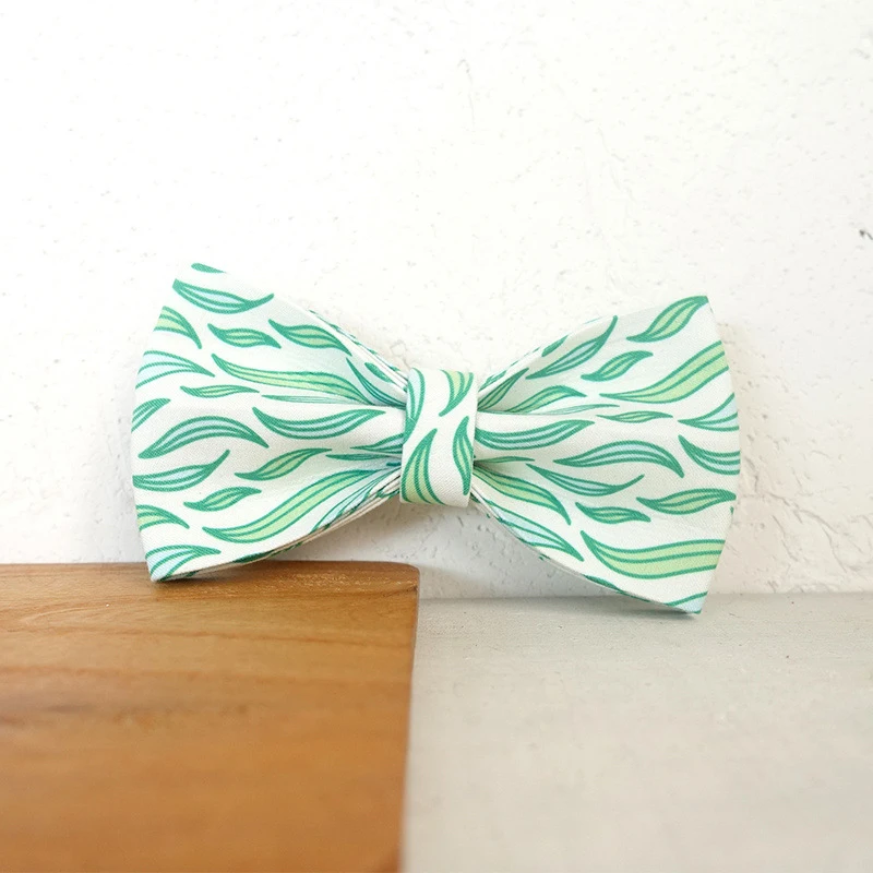 

Green Leafs Dog Bowtie Pet Collar Accessory Puppy Cat Pet Supplies Grooming Tools Dogs Dismountable Ornamental Bow Tie