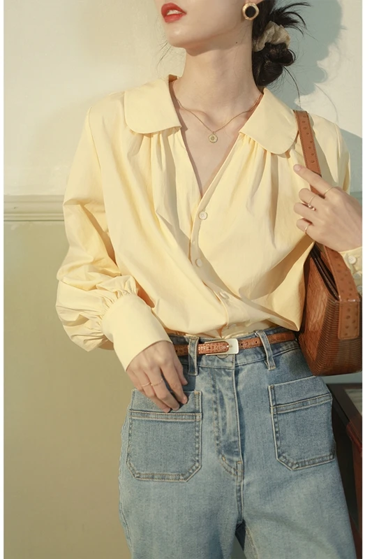 

Shirt women's design is less Hong Kong style chic shirt Lantern Sleeve loose top with spring base coat