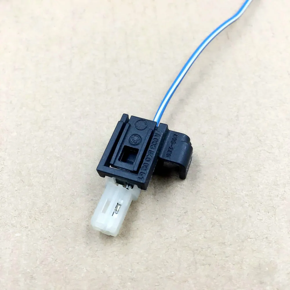 

Car battery positive negative battery wire sensor plug connector for Mercedes Benz C221 C200 C260 E200 E260 E260 E300 ML350