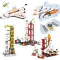Конструктор космическая станция Saturn V Rocket, городской корабль, стартовый центр, астронавт, фигурка, набор кирпичей, детские игрушки, подарок - фото