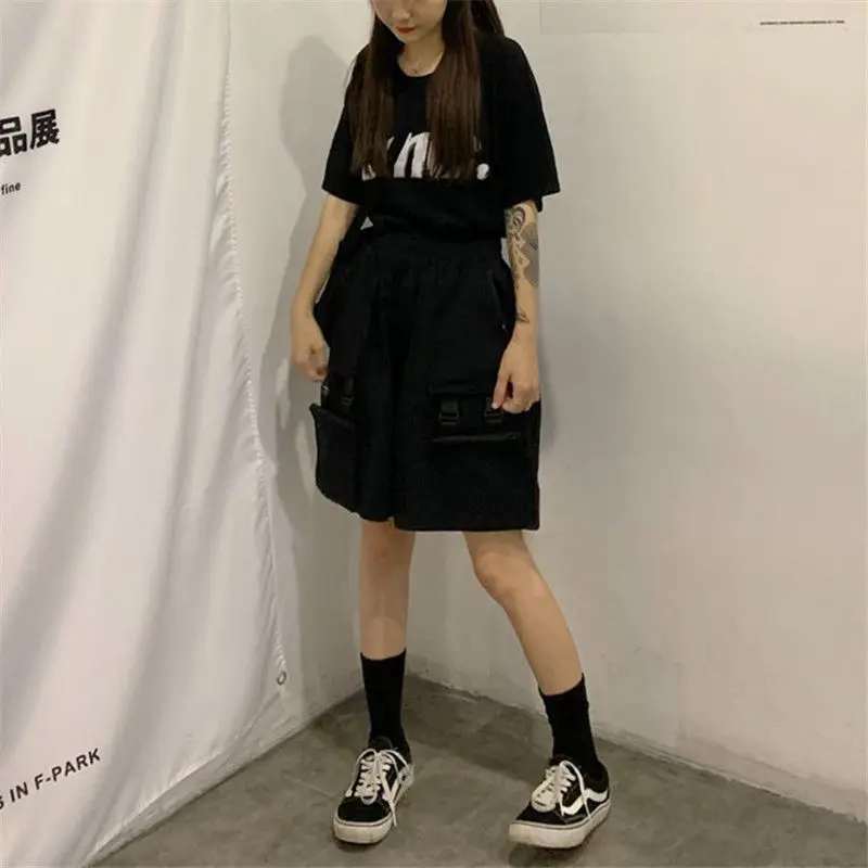 Брюки-карго в стиле Харадзюку черные шорты выше колена с высокой талией