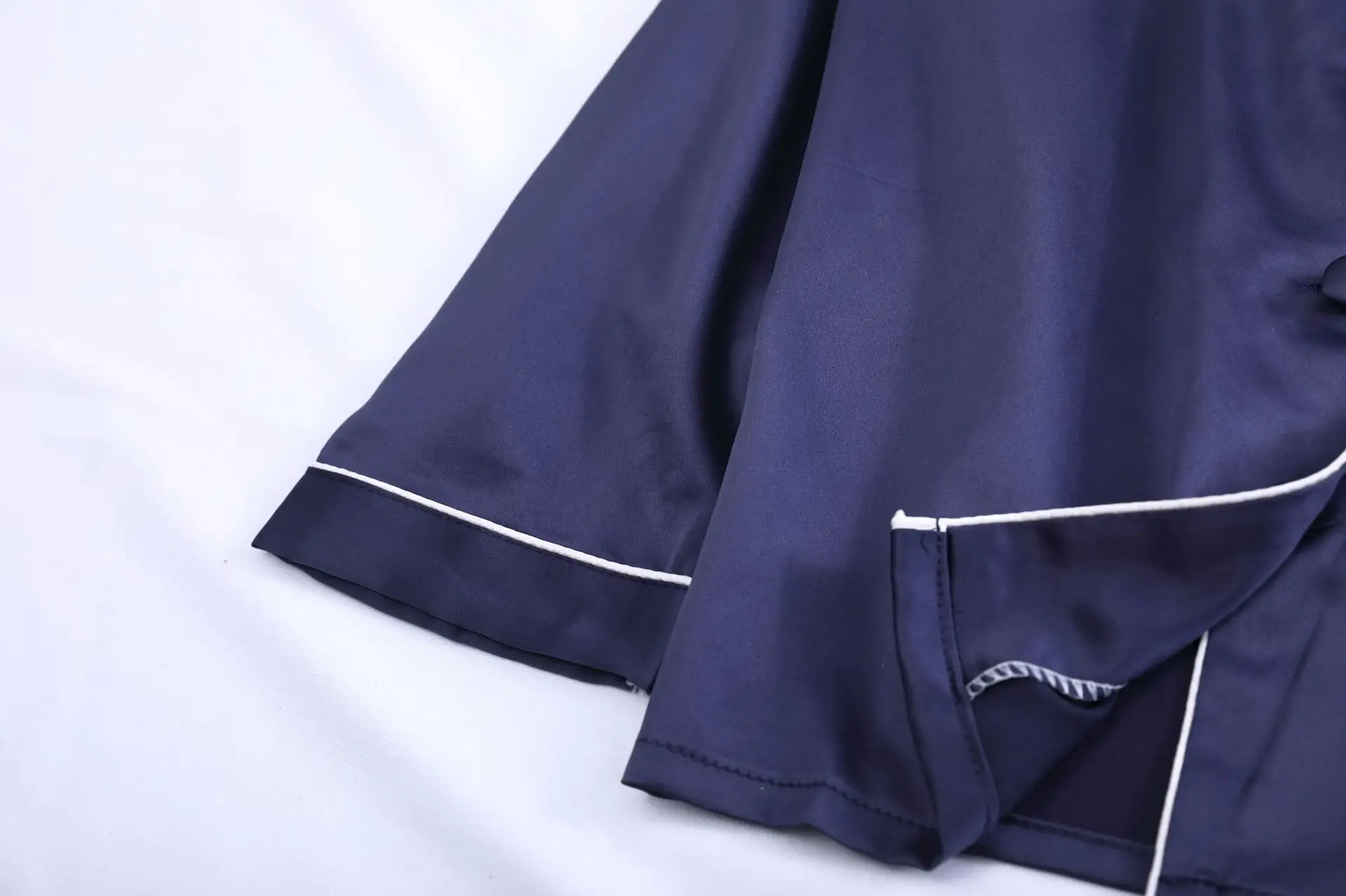 

2021 new summer children's pajamas long sleeve long pants pajamas set home wear long sleeve children's home wear baby ice Silk S