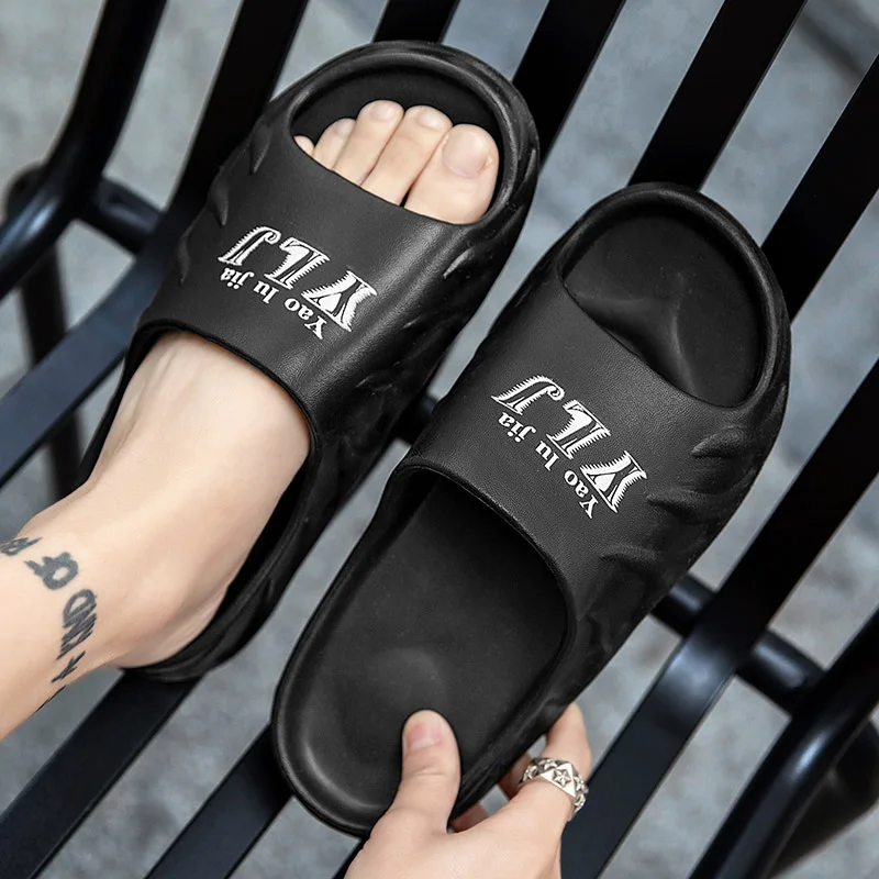 

Hot Sale Outdoor Beach Shoes Mens Black White Beach Slippers Women Soft Bottom Sport Sandals Man Summer Couples Fashion Slippers