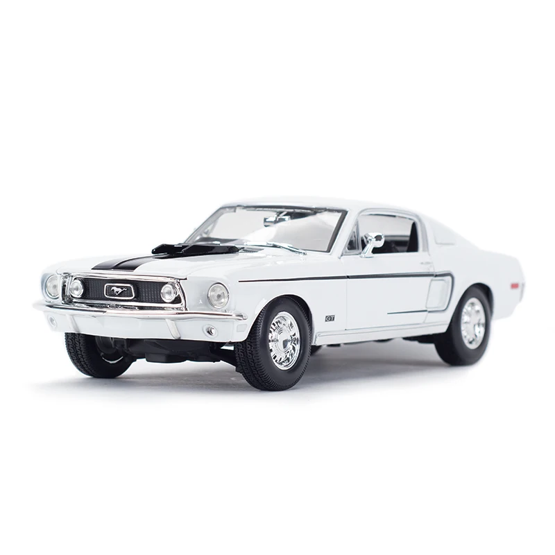 

Maisto 1:18 1968 Ford Mustang GT Cobra Jet Sports Car Static Simulation Die Cast Vehicles Collectible Model Car Toys