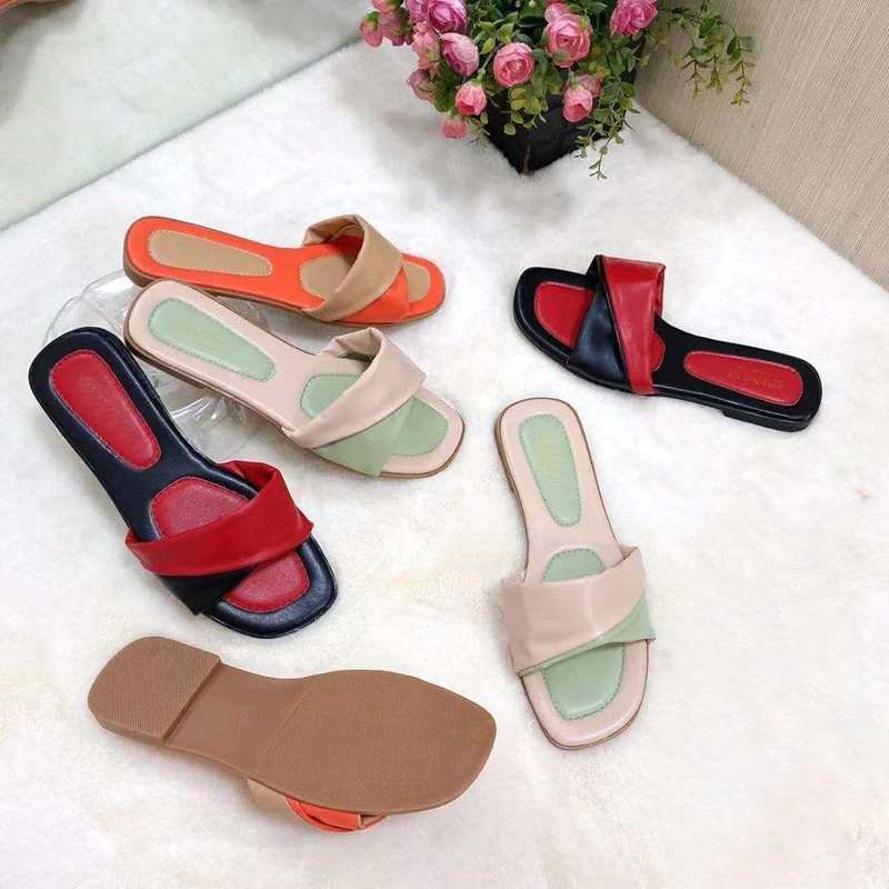 

2021 summer new style outdoor women's slippers open toe square head stitching color flat bottom Plus Size
