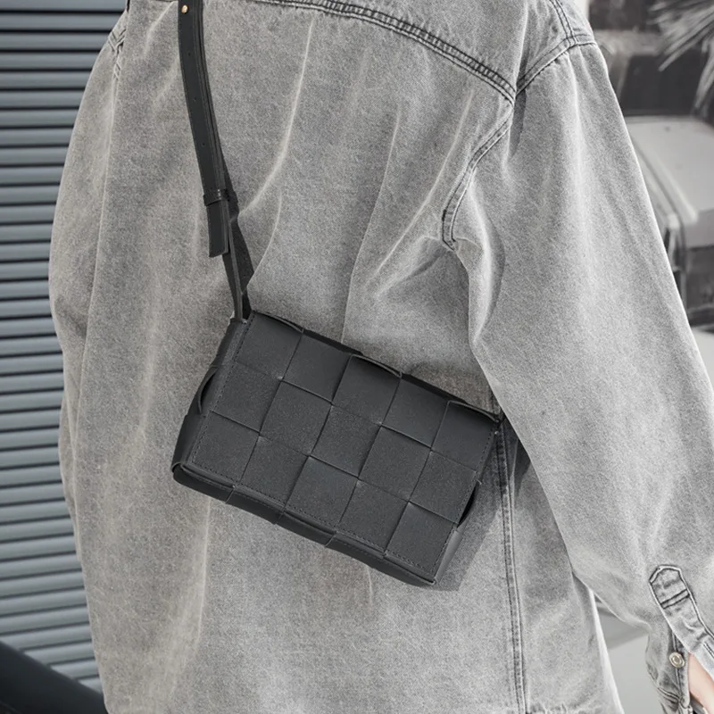 

Fashion Men's Crossbody Bags Luxury Designer Weave Handbags for Men Shoulder Messenger Bag Soft Leather Purse Male Sac A Main