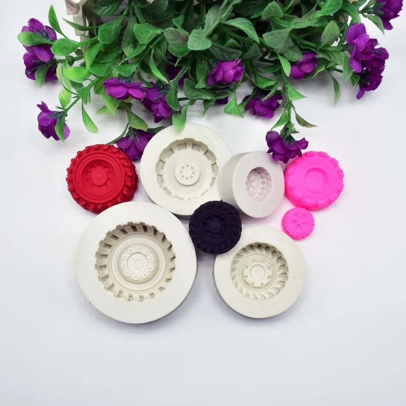 

1pc DIY 4 Different Sizes of Car Tire Silicone Fondant Car Tires Cake Molds Vehicles Theme Cake Decorating Baking Tools
