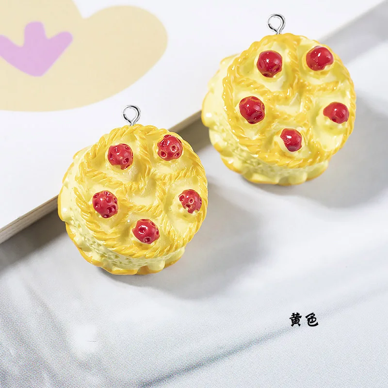

10Pcs Resin Strawberry Cake Charms for Jewelry Finding Pendants Making Bracelets Necklace Earrings Accessories Flatback Cabochon