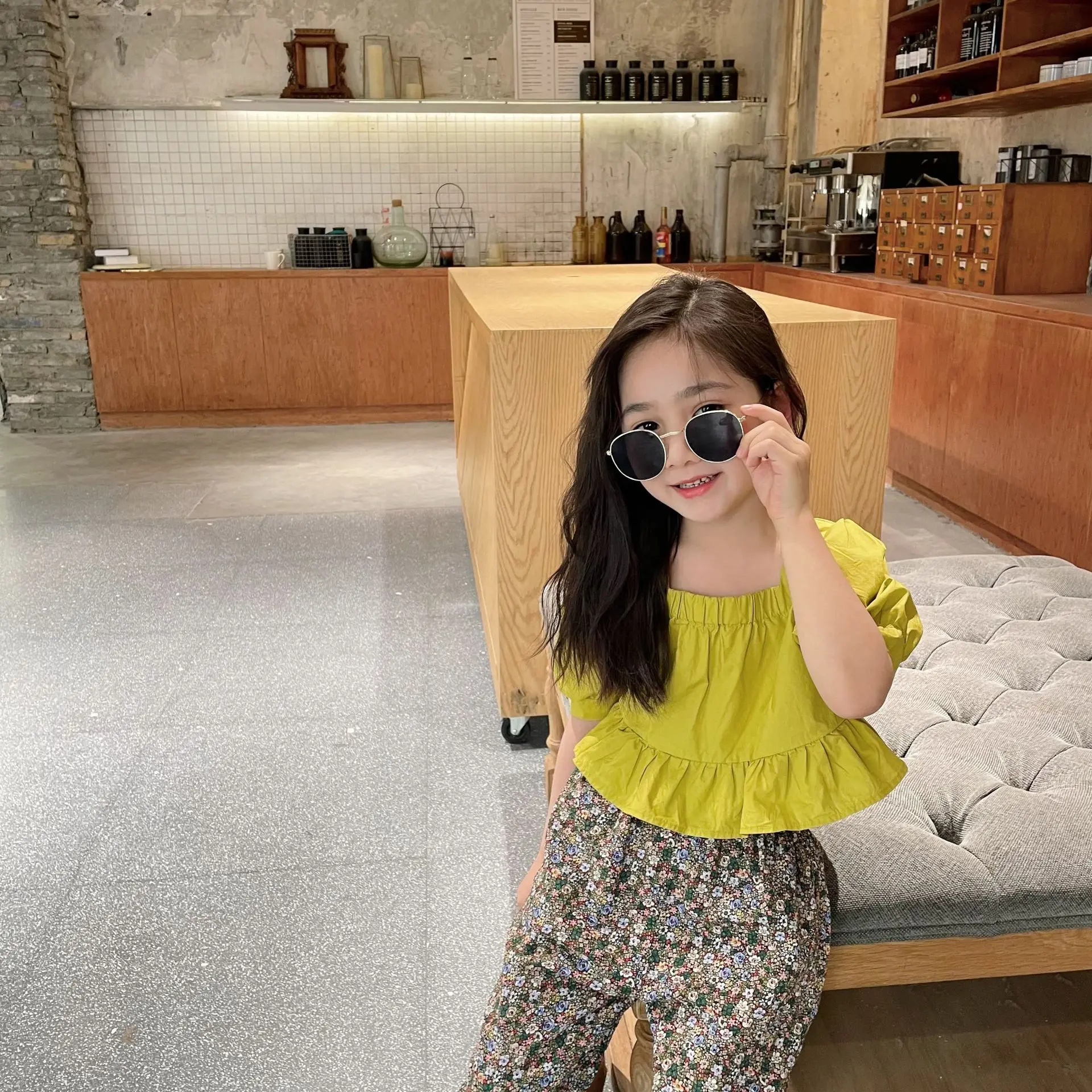 

2PCS WLG Girls Summer Outfits Kids Clothes Yellow Puff Sleeve Shirt and Printed Pant Set Baby Girl Casual Clothing Set