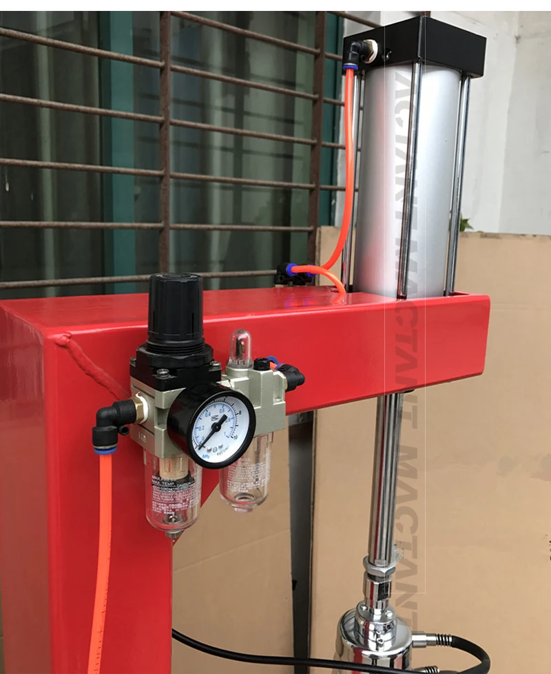 Вертикальный гомотермический автомобильный вулканизирующий станок для