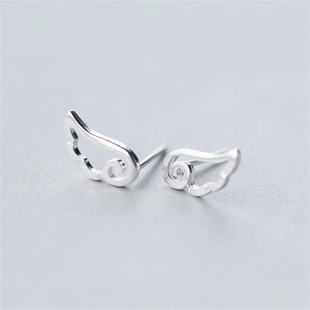 Серьги гвоздики с ангельскими крыльями подарок для девочек друзей детей леди