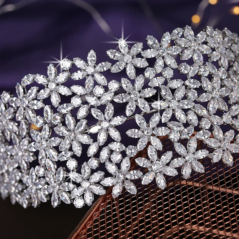 Crown HADIYANA Flower Design Temperament Women Wedding Bridal Hair Accessories Party Tiaras And Crowns Zircon BC5460 Corona