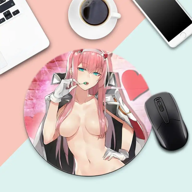 

zero two Natural Rubber Gaming mousepad Desk Mat Round Non-slip Cushion